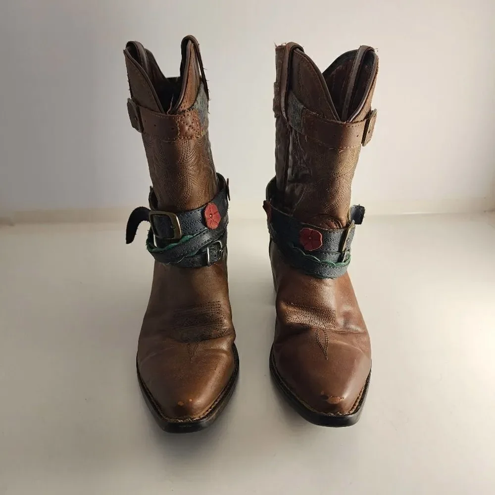 Durango Crush brown pointed toe boots